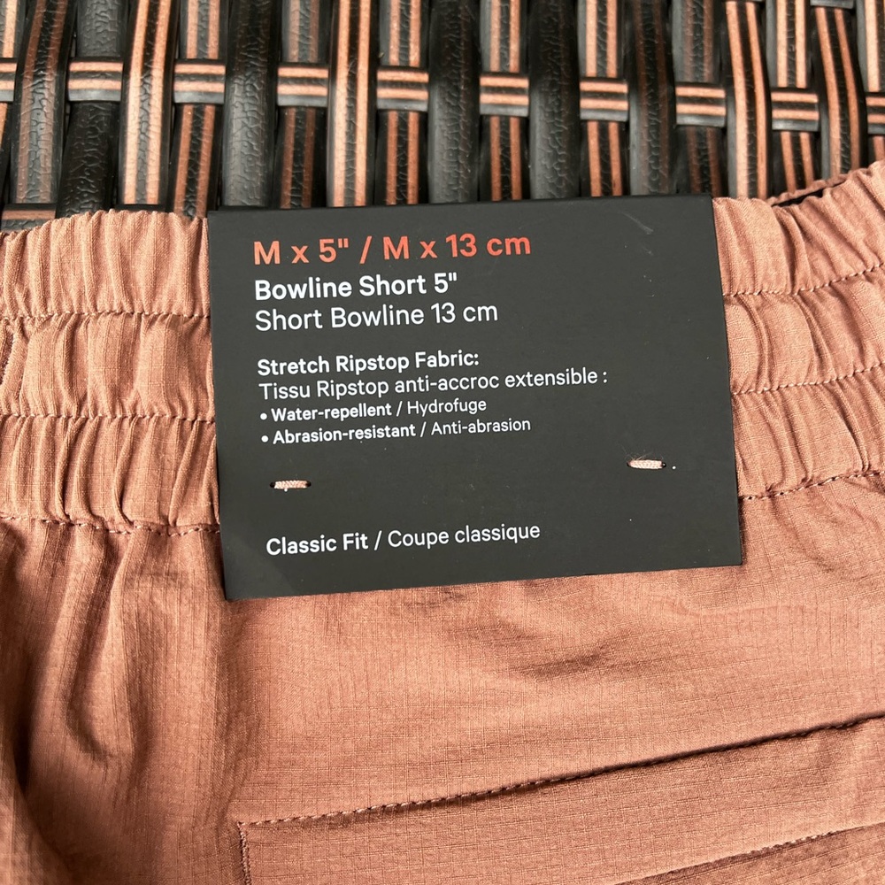 Lululemon Bowline Shorts Size M Salmon Color - NWT - Picture 5 of 5